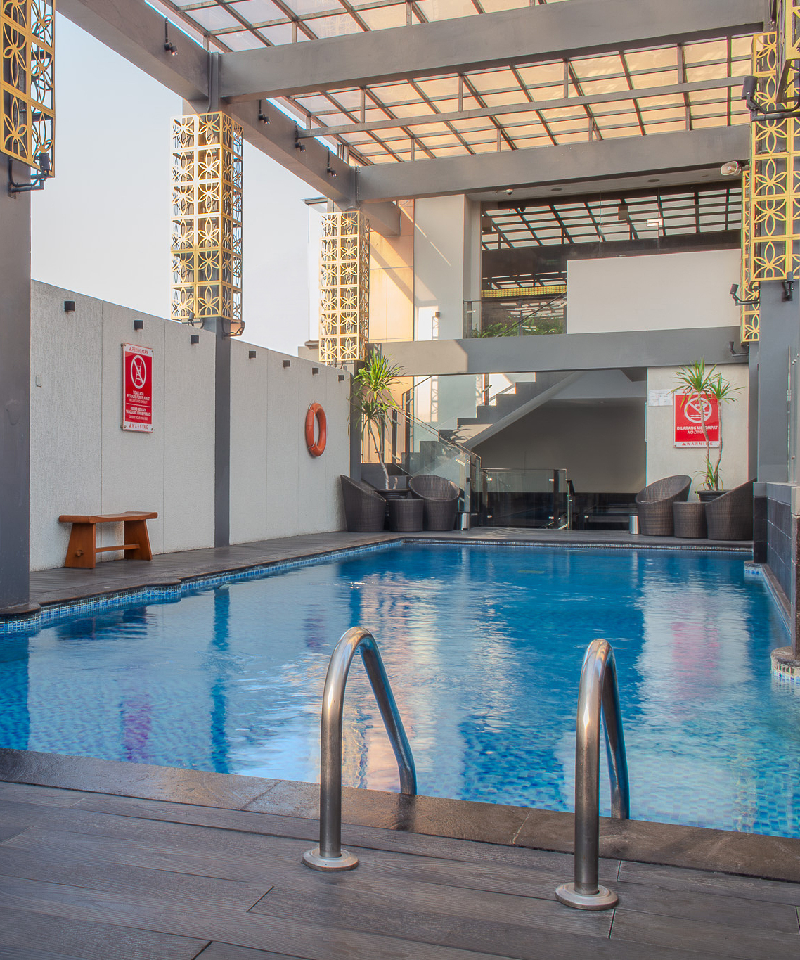 swimming-pool-icon.jpg